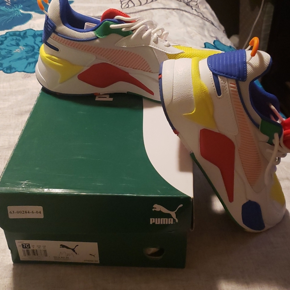 Pumas - Picture 1 of 2